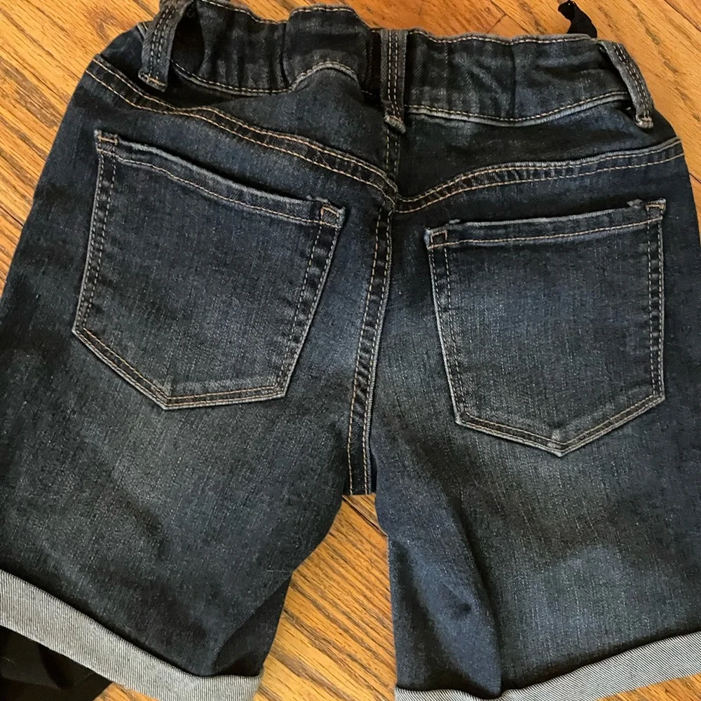 Jean shorts never worn - Picture 5 of 6